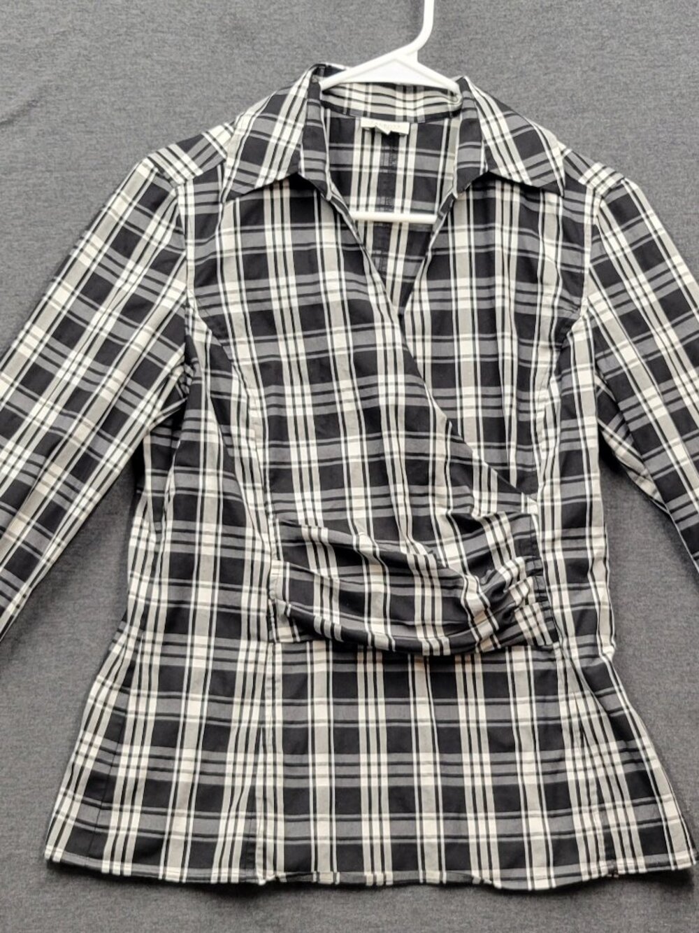 Womens Blouse, Talbots, size 6, black and white, excellent condition